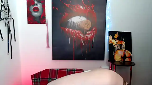 Snapshot of Milka_kamila chatting on 03-01-26, 11:56 Milka kamila online show from 03-01-26, 11:56