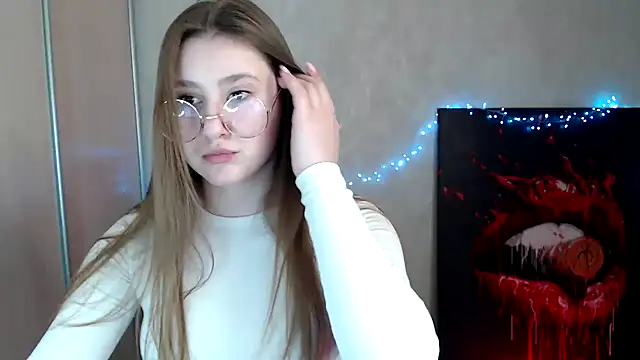 Snapshot of Milka_kamila chatting on 04-02-26, 12:03 Milka kamila online show from 04-02-26, 12:03