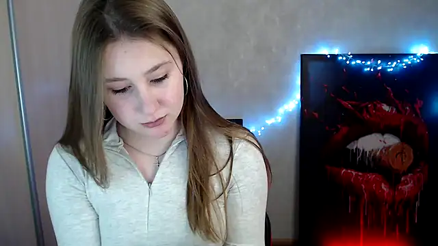 Snapshot of Milka_kamila chatting on 04-09-26, 12:43 Milka kamila online show from 04-09-26, 12:43