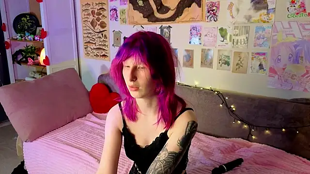 Snapshot of KandraCruser chatting on 04-28-26, 02:27 KandraCruser online show from 04-28-26, 02:27