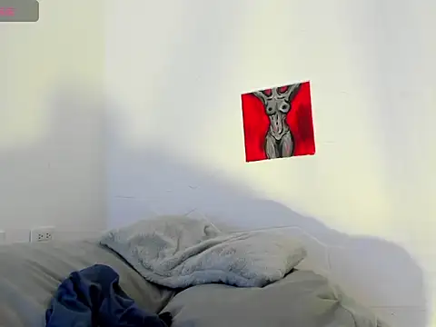 SophiaBloss online show from 04-17-26, 07:50