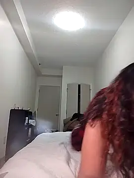Snapshot of SoakedUpKitty- chatting on 12-23-25, 01:47 SoakedUpKitty- online show from 12-23-25, 01:47