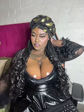 QUEEN NOBUHLE 777 online show from 07-29-26, 11:03