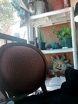 Goldenndoll online show from 11-23-25, 08:41