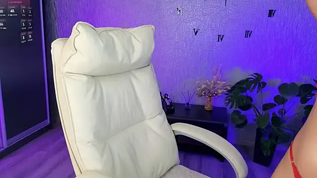 Snapshot of NikkiiStill chatting on 06-14-26, 02:24 NikkiiStill online show from 06-14-26, 02:24