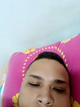 Alexboy022025 online show from 10-11-25, 04:27