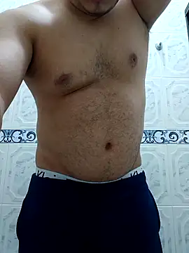 Alexboy022025 online show from 04-10-26, 06:29