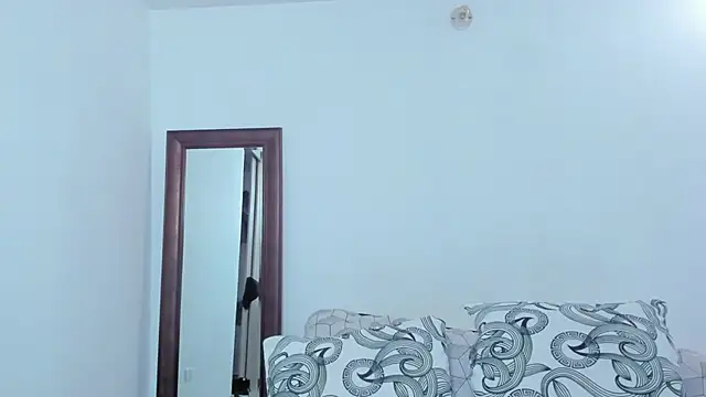 Snapshot of KingLevi01 chatting on 03-12-26, 09:54 KingLevi01 online show from 03-12-26, 09:54