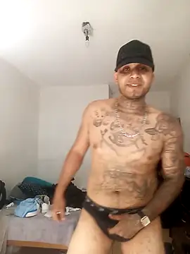 Snapshot of Tripalop chatting on 03-15-26, 08:37 Tripalop online show from 03-15-26, 08:37