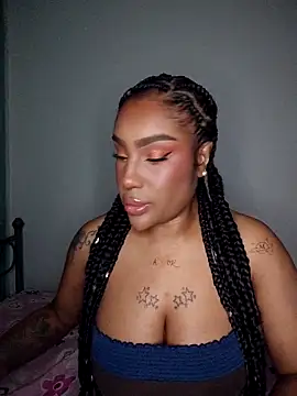 Snapshot of Queen_Amara chatting on 04-14-26, 03:34 Queen Amara online show from 04-14-26, 03:34