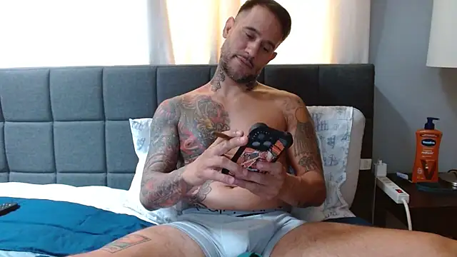 SexyFitDaddyy online show from 09-16-25, 04:30