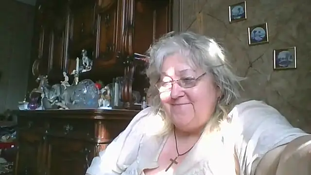 Snapshot of Lala-Love56 chatting on 07-05-26, 05:47 Lala-Love56 online show from 07-05-26, 05:47