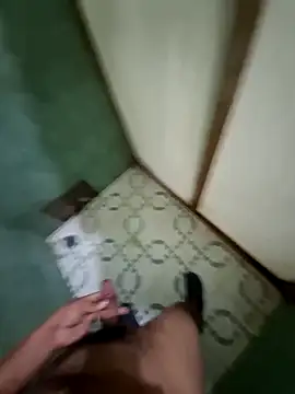 Snapshot of TrickingTroll chatting on 10-14-25, 08:42 TrickingTroll online show from 10-14-25, 08:42