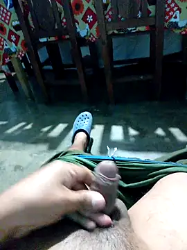 Snapshot of TrickingTroll chatting on 03-18-26, 04:59 TrickingTroll online show from 03-18-26, 04:59