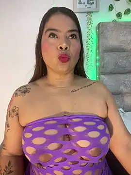 Snapshot of roselyn_caprice chatting on 06-07-26, 12:59 roselyn caprice online show from 06-07-26, 12:59