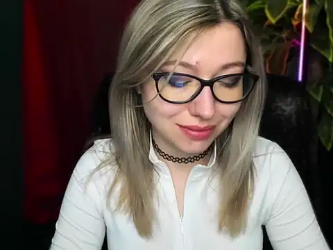 loveHeidi online show from 03-18-26, 06:27