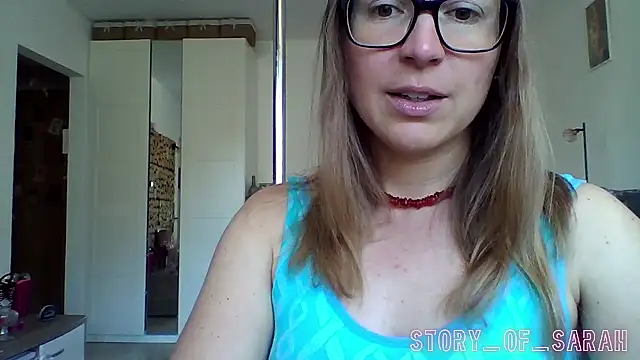 Snapshot of story_of_sarah chatting on 04-08-26, 09:09 story of sarah online show from 04-08-26, 09:09