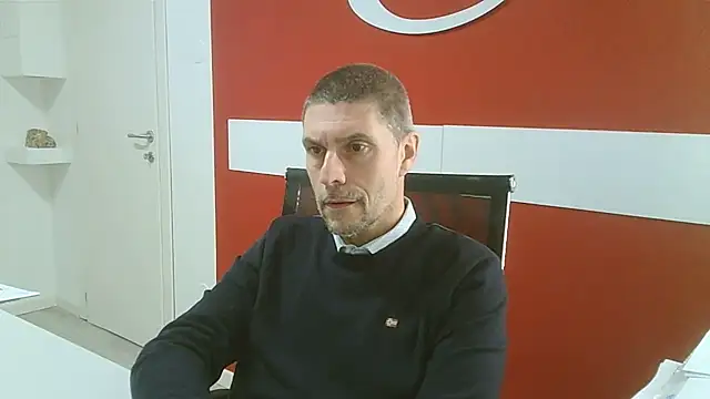 max79ve31 online show from 03-12-26, 01:06