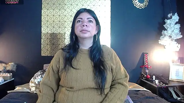 Snapshot of kinky_momm chatting on 03-18-26, 04:43 kinky momm online show from 03-18-26, 04:43