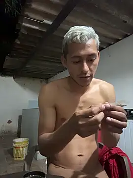 Boy hot- online show from 04-15-26, 09:49