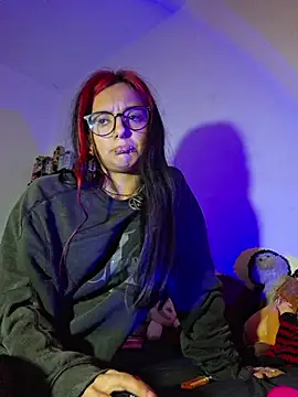 carolinerue online show from 01-18-26, 11:58