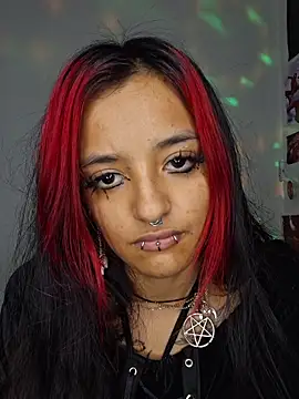 carolinerue online show from 04-01-26, 07:53