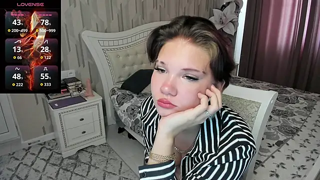 Snapshot of HarperMarryson chatting on 10-25-25, 07:05 HarperMarryson online show from 10-25-25, 07:05