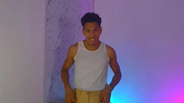 lorian vikel online show from 03-11-26, 01:55