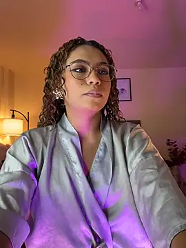 Snapshot of OxanaFedorova1- chatting on 03-15-26, 05:41 OxanaFedorova1- online show from 03-15-26, 05:41