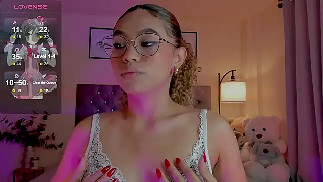 Snapshot of OxanaFedorova1- chatting on 04-07-26, 05:13 OxanaFedorova1- online show from 04-07-26, 05:13