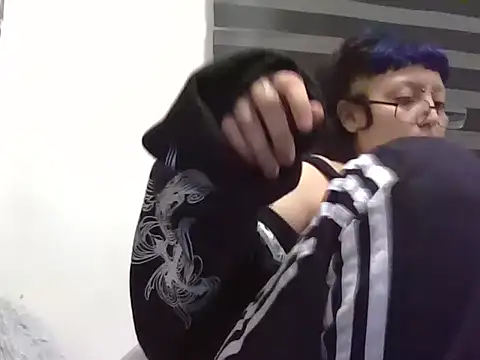 Snapshot of kinkydolly666 chatting on 09-22-25, 10:56 kinkydolly666 online show from 09-22-25, 10:56