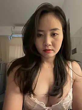 wly2028 online show from 09-15-25, 06:02