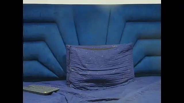 Angell cooper online show from 05-28-26, 01:52