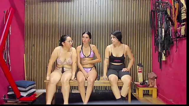 Snapshot of VantablackBDSMShow_ chatting on 03-09-26, 12:42 VantablackBDSMShow online show from 03-09-26, 12:42