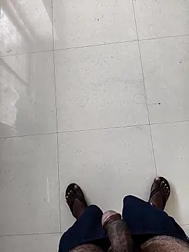 Chanderi19 online show from 12-20-25, 03:46