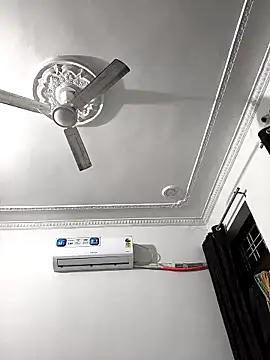 Chanderi19 online show from 02-21-26, 04:41