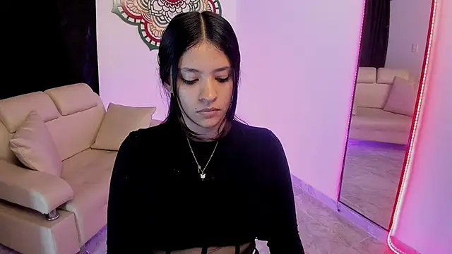 Candy fox 19 online show from 03-07-26, 04:26