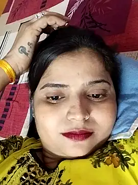 Hot-Pooja25 online show from 04-30-26, 03:18
