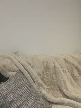 Snapshot of SexySaraxxoo chatting on 12-23-25, 10:46 SexySaraxxoo online show from 12-23-25, 10:46