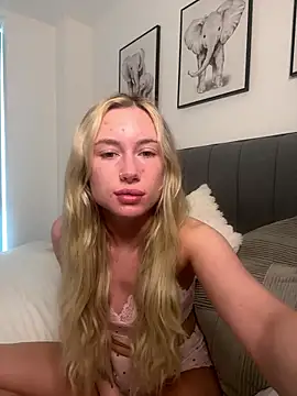 Snapshot of SexySaraxxoo chatting on 01-15-26, 11:15 SexySaraxxoo online show from 01-15-26, 11:15