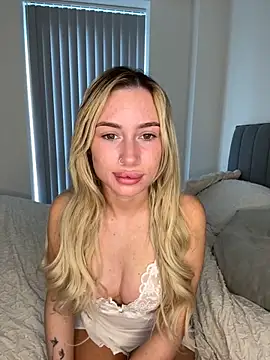 Snapshot of SexySaraxxoo chatting on 03-13-26, 10:55 SexySaraxxoo online show from 03-13-26, 10:55