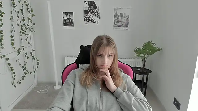 NeyliDream online show from 04-25-26, 12:08