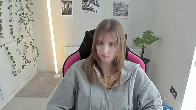 NeyliDream online show from 04-25-26, 02:03