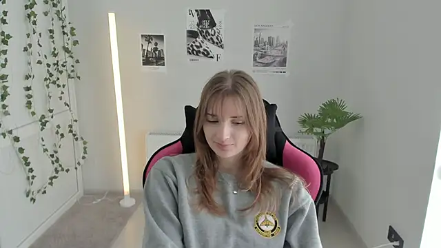 NeyliDream online show from 04-27-26, 12:14