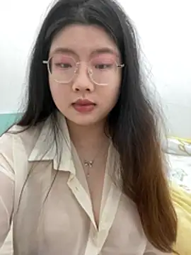 Snapshot of xxwang20 chatting on 01-17-26, 10:42 xxwang20 online show from 01-17-26, 10:42