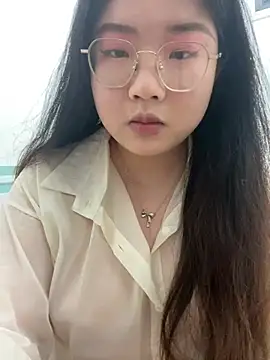 Snapshot of xxwang20 chatting on 03-16-26, 04:11 xxwang20 online show from 03-16-26, 04:11