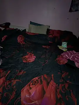 Snapshot of shortywidaphatty chatting on 02-18-26, 12:12 shortywidaphatty online show from 02-18-26, 12:12