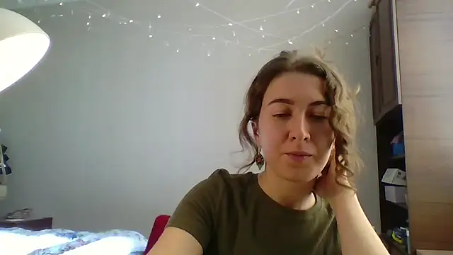 Mireeina online show from 07-17-26, 02:34