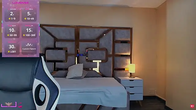 ANABELL BROWN online show from 04-11-26, 12:42