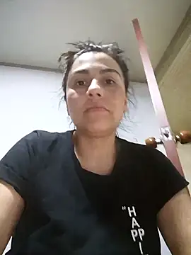 Snapshot of vanessa-titisM chatting on 01-18-26, 02:59 vanessa-titisM online show from 01-18-26, 02:59